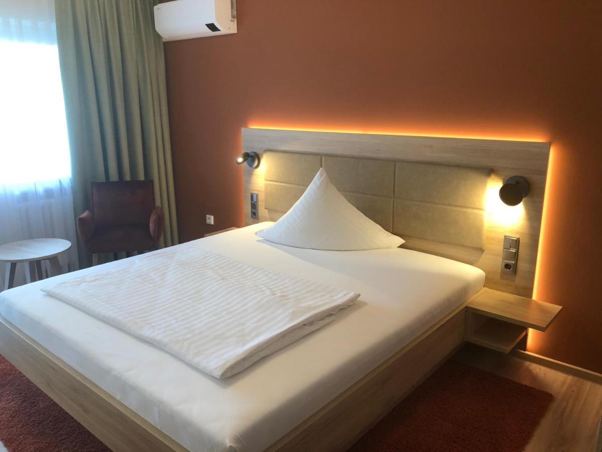 Hotel Wilms Кельн Екстер'єр фото