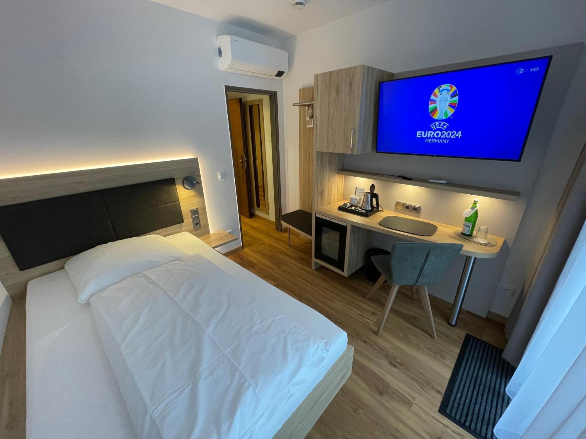 Hotel Wilms Кельн Екстер'єр фото