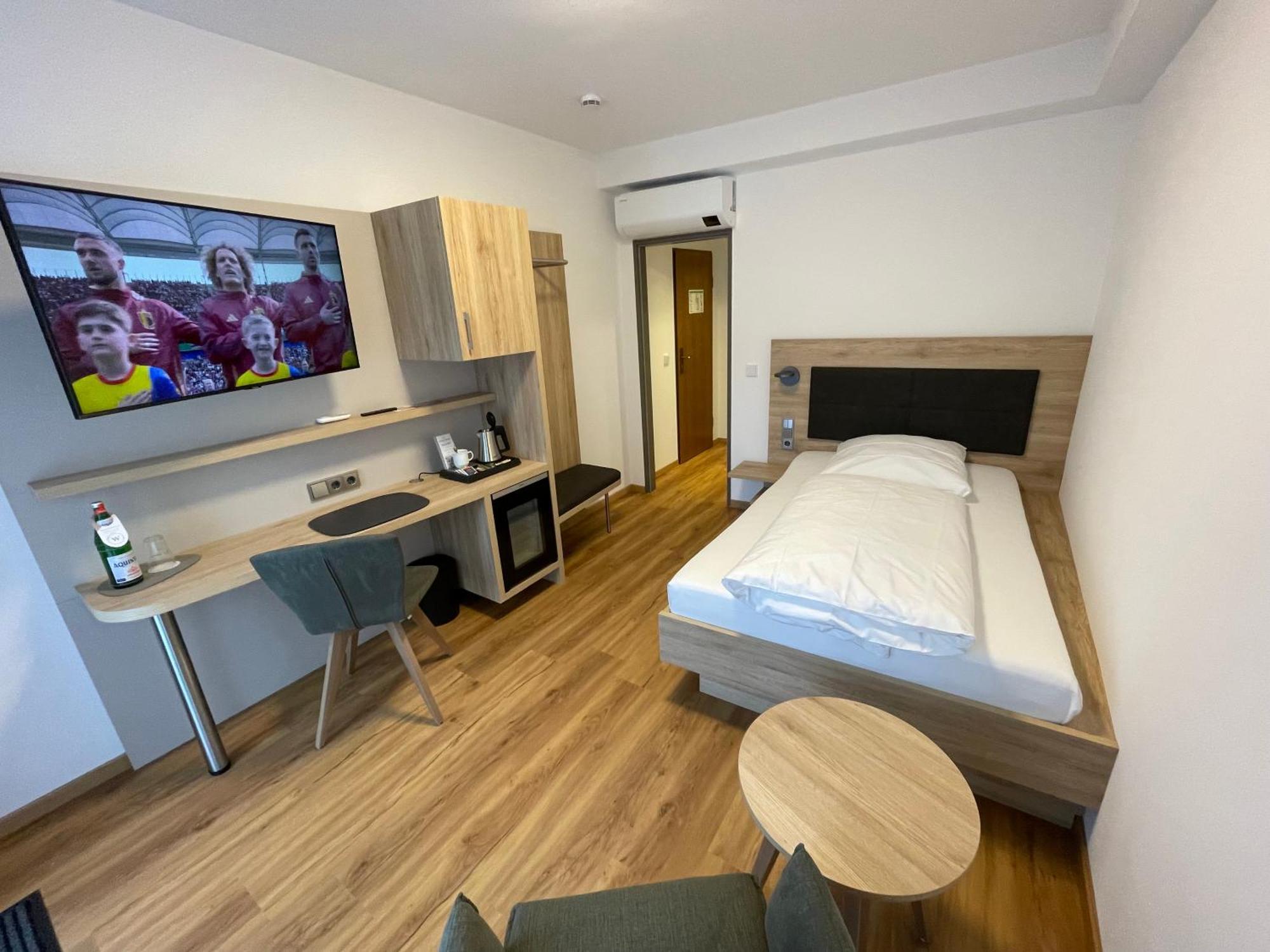 Hotel Wilms Кельн Екстер'єр фото