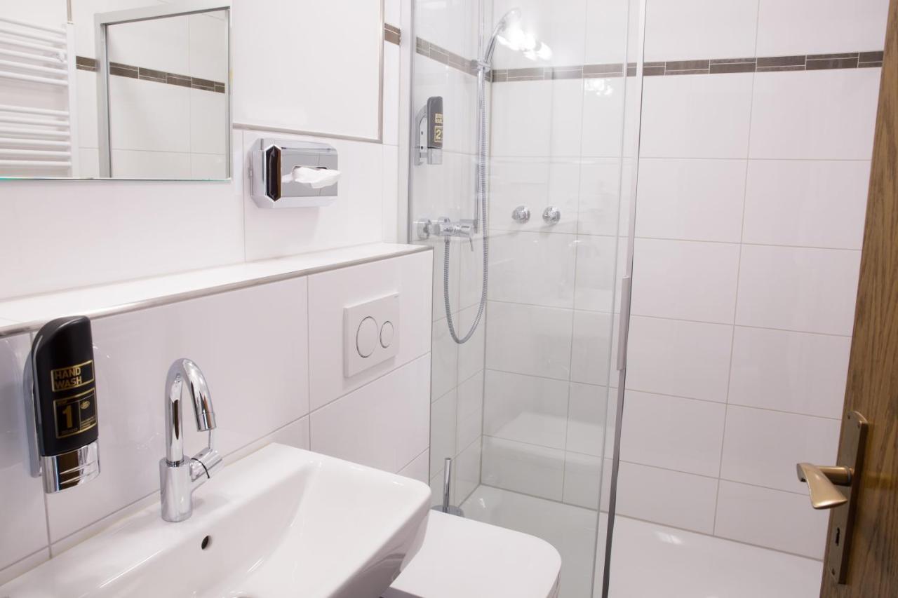 Hotel Wilms Кельн Екстер'єр фото